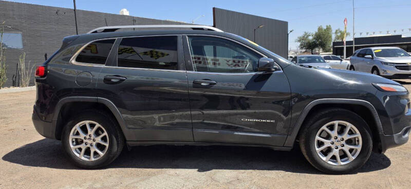2018 Jeep Cherokee Latitude Plus