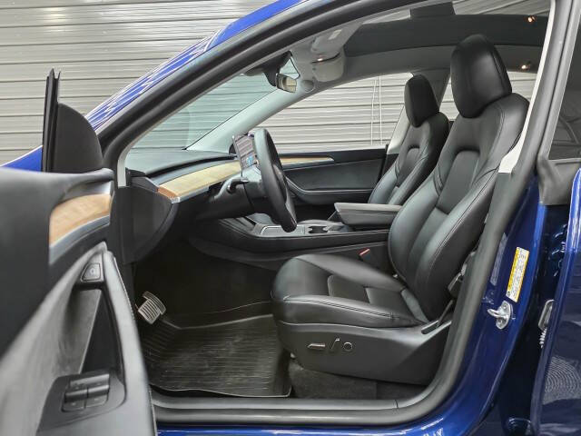 2024 Tesla Model Y Performance