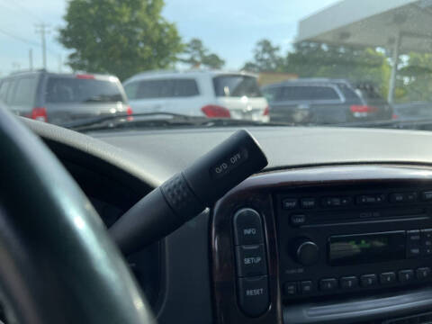 2003 Ford Explorer Limited