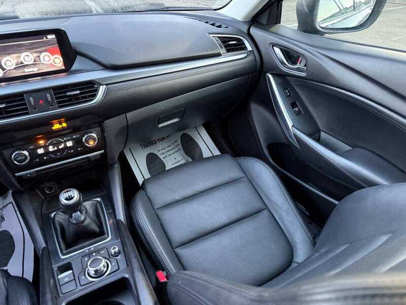 2017 Mazda MAZDA6 Touring