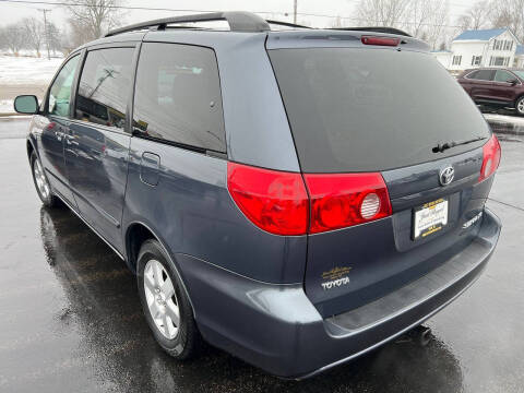 2008 Toyota Sienna XLE