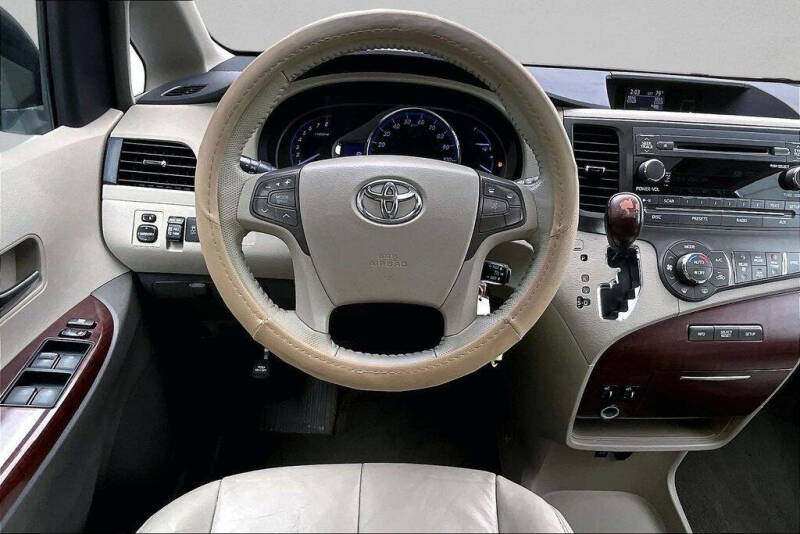 2013 Toyota Sienna