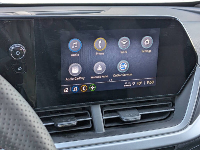 2024 Chevrolet Trax RS