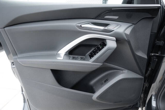 2025 Audi Q5 quattro Premium Plus TFSI