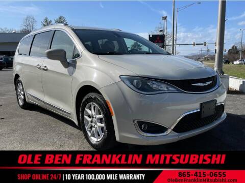 2020 Chrysler Pacifica for sale at Ole Ben Franklin Motors KNOXVILLE - Clinton Highway in Knoxville TN