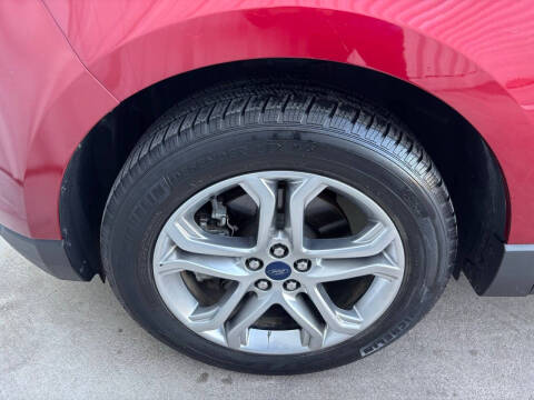 2017 Ford Edge Titanium