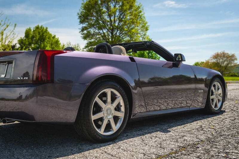 2004 Cadillac XLR
