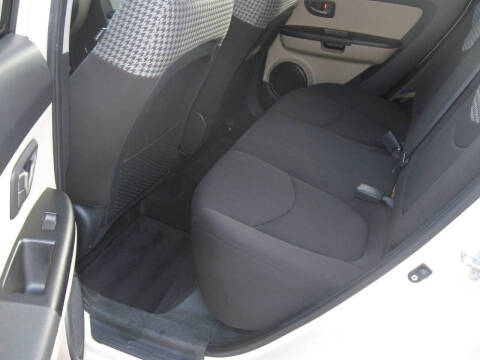 2010 Kia Soul +