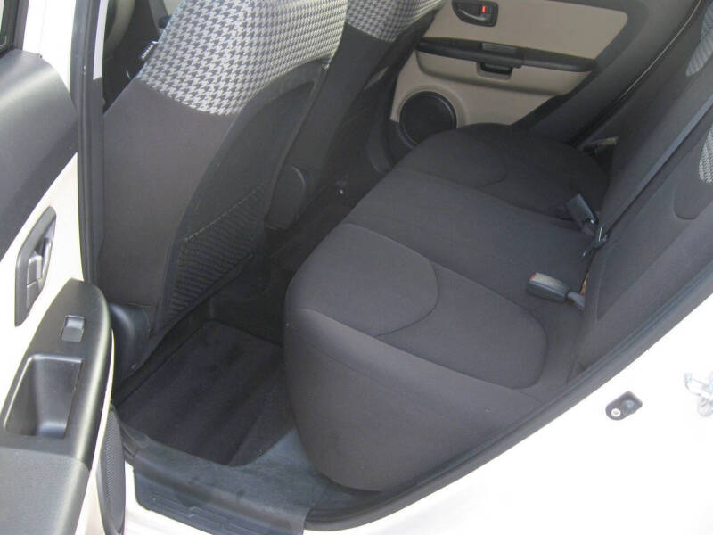 2010 Kia Soul +