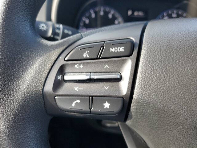 2023 Hyundai Kona SE