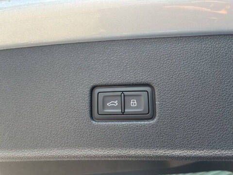 2025 Audi Q8 quattro Premium Plus 55 TFSI