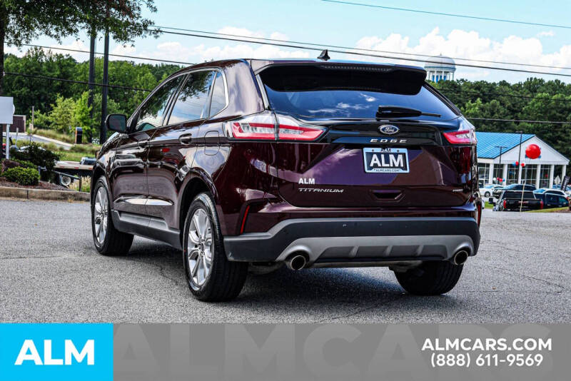 2024 Ford Edge Titanium