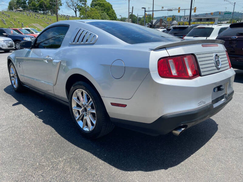 2011 Ford Mustang V6 Premium