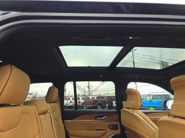 2024 Jeep Grand Cherokee Summit