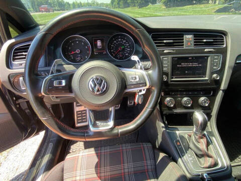 2017 Volkswagen Golf GTI S
