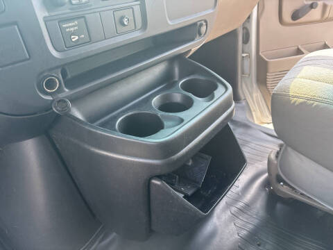 2004 Chevrolet Express 3500 LS