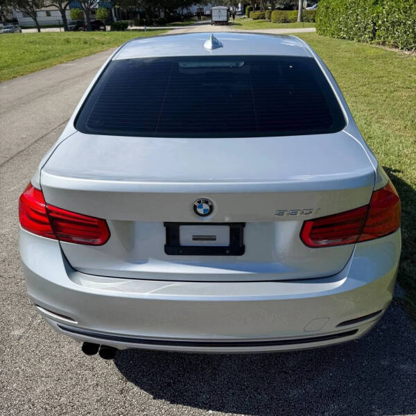 2017 BMW 3 Series 330i