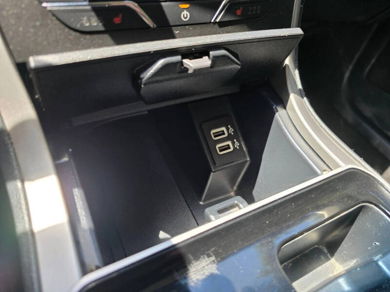 2020 Ford Edge