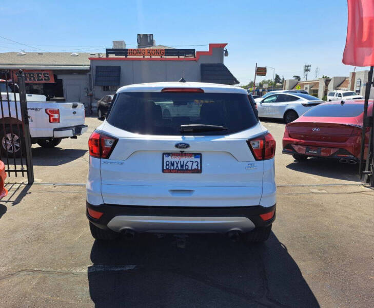 2019 Ford Escape SE