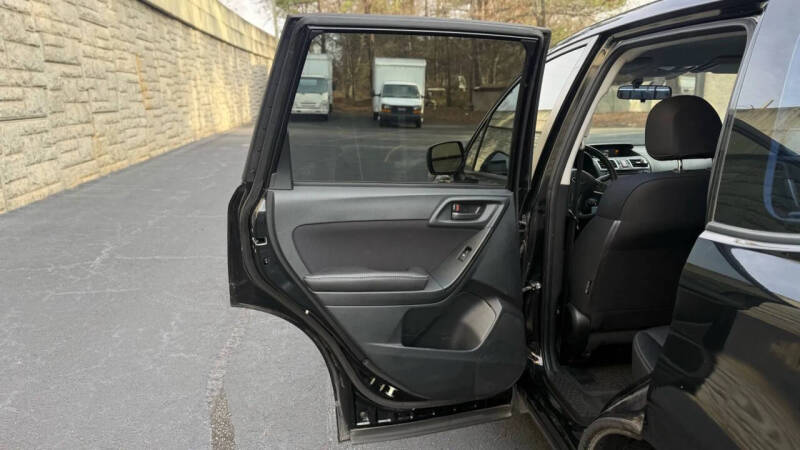 2016 Subaru Forester 2.5i