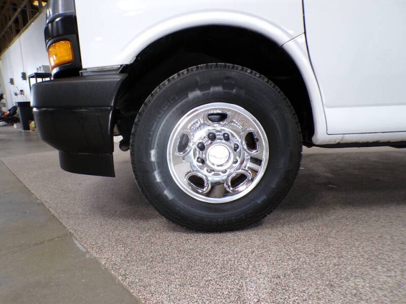 2020 Chevrolet Express 2500