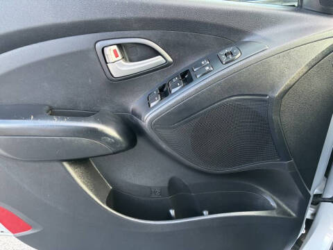 2012 Hyundai Tucson GL