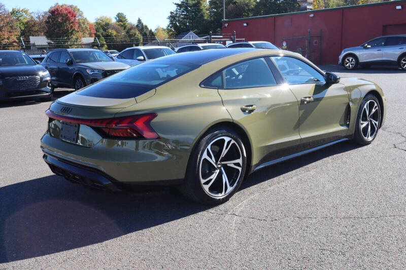 2022 Audi e-tron GT quattro Prestige