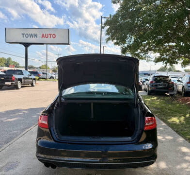 2016 Audi A4 2.0T quattro Premium Plus