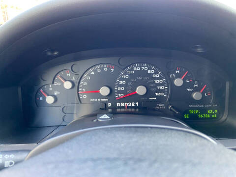 2005 Ford Explorer XLT