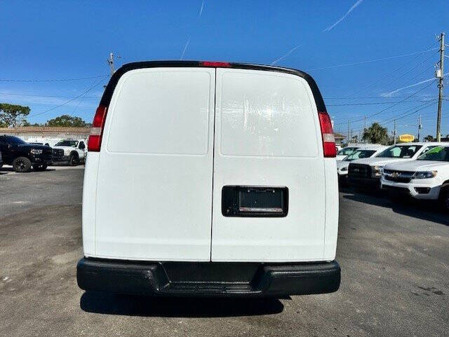 2016 Chevrolet Express 2500