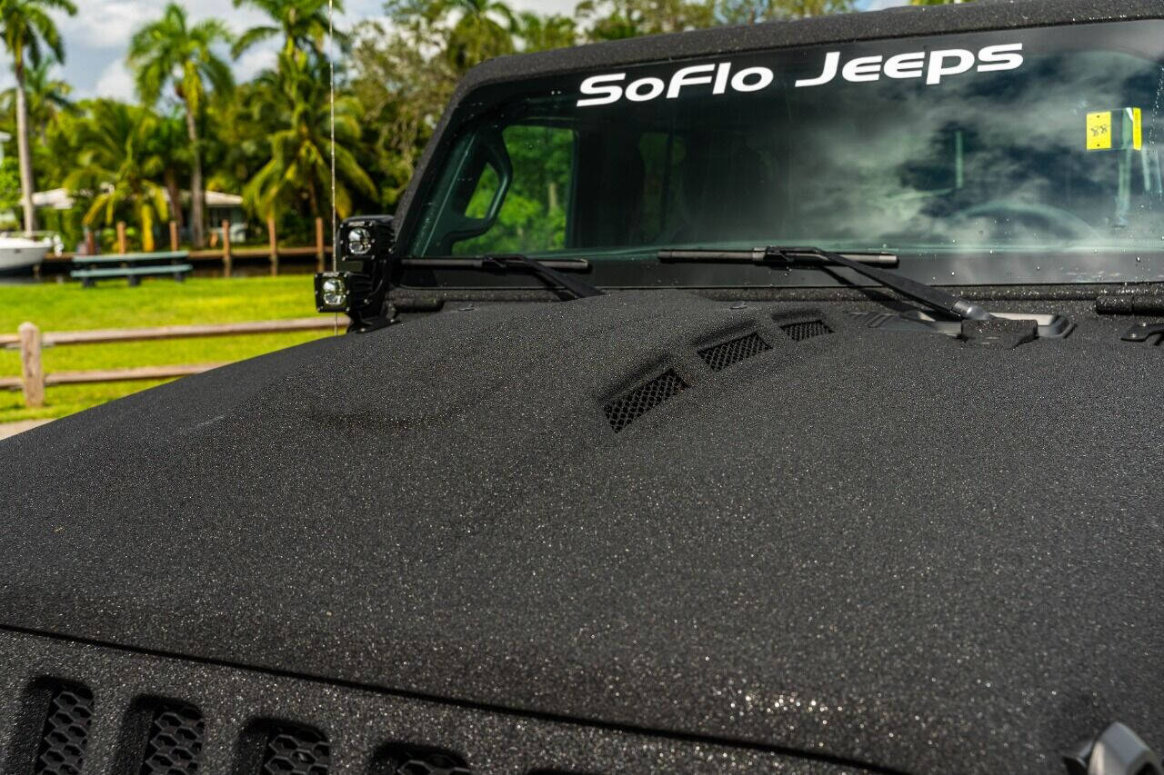 2018 JEEP Wrangler SUV / Crossover - $49,999
