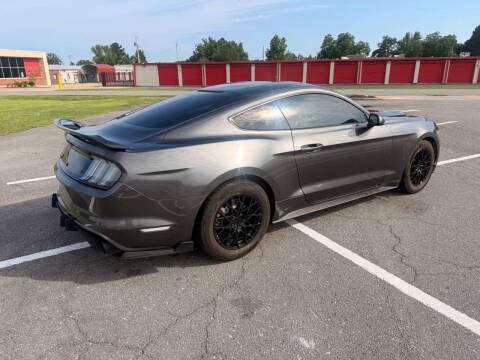 2017 Ford Mustang V6