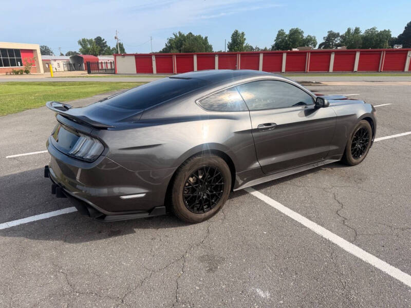 2017 Ford Mustang V6