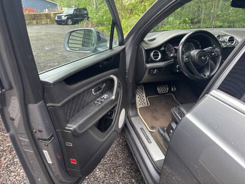 2018 Bentley Bentayga W12 Signature Edition