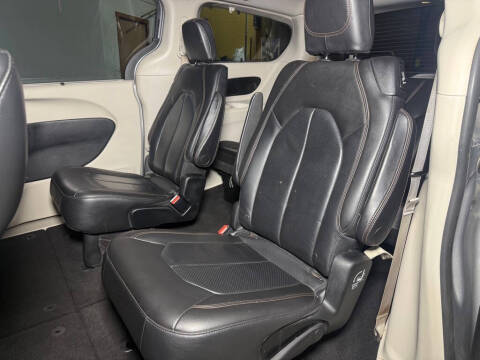 2018 Chrysler Pacifica Touring L