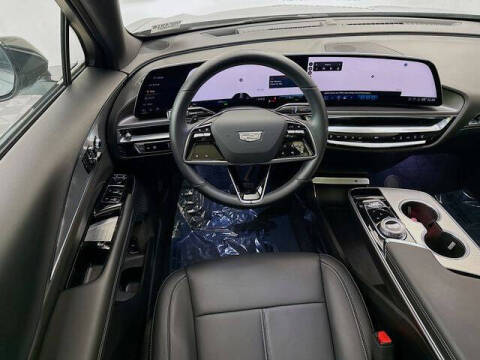 2024 Cadillac LYRIQ Tech