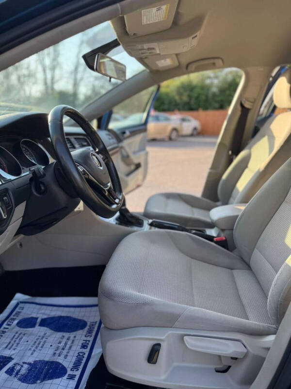 2018 Volkswagen Golf SportWagen