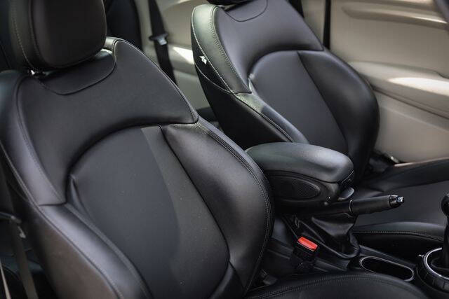 2016 MINI Hardtop 2 Door Cooper