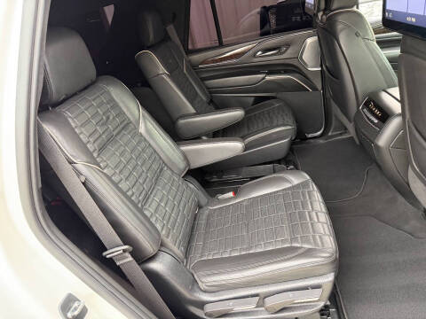 2021 Cadillac Escalade Sport Platinum