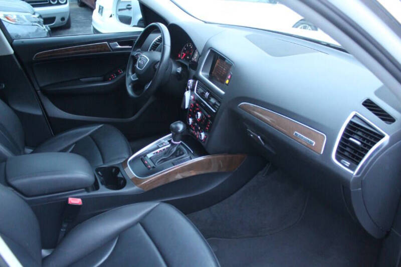 2017 Audi Q5 2.0T quattro Premium