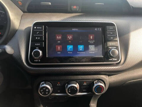 2020 Nissan Kicks S