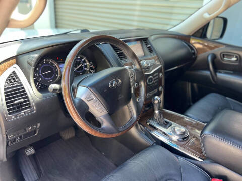 2016 Infiniti QX80