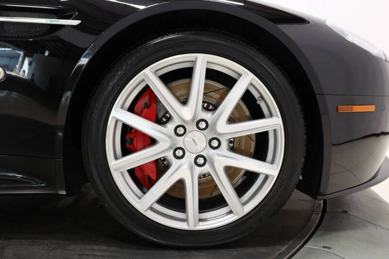 2012 Aston Martin V8 Vantage Roadster