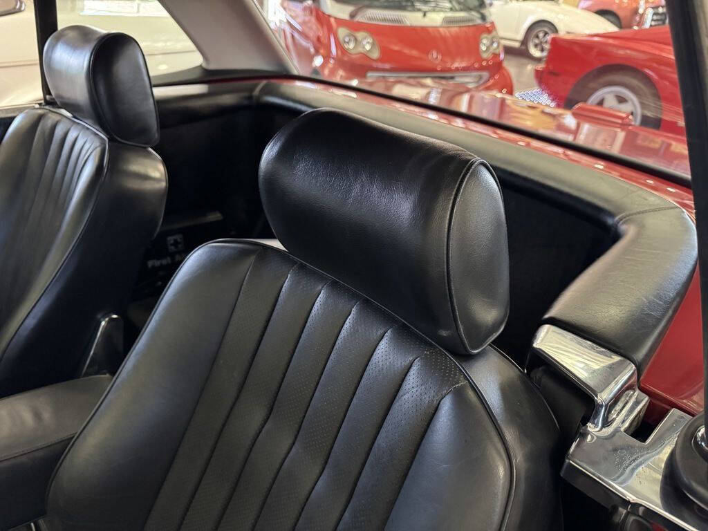 1989 Mercedes-Benz 560-Class 11