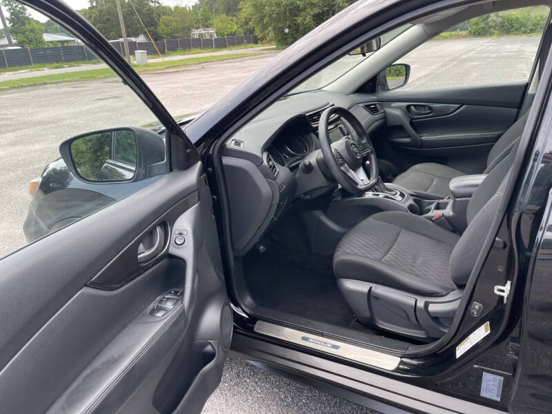 2019 Nissan Rogue S