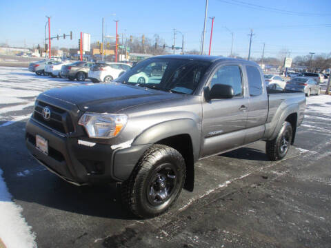 2014 Toyota Tacoma for sale at Windsor Auto Sales in Loves Park IL