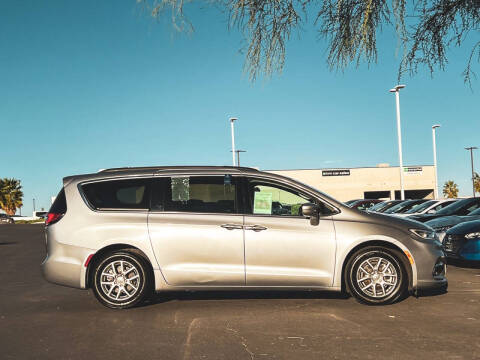2021 Chrysler Pacifica Touring
