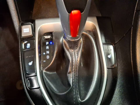 2019 Hyundai Veloster