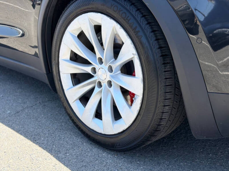 2016 Tesla Model X P90D