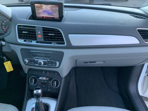 2017 Audi Q3 2.0T Premium